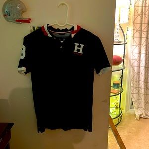 Short sleeve Tommy Hilfiger boys size 16/18. In good condition not used a lot.